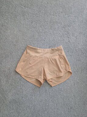 lululemon Hottie Hot Lined Shorts 2.5" Peach Size 4